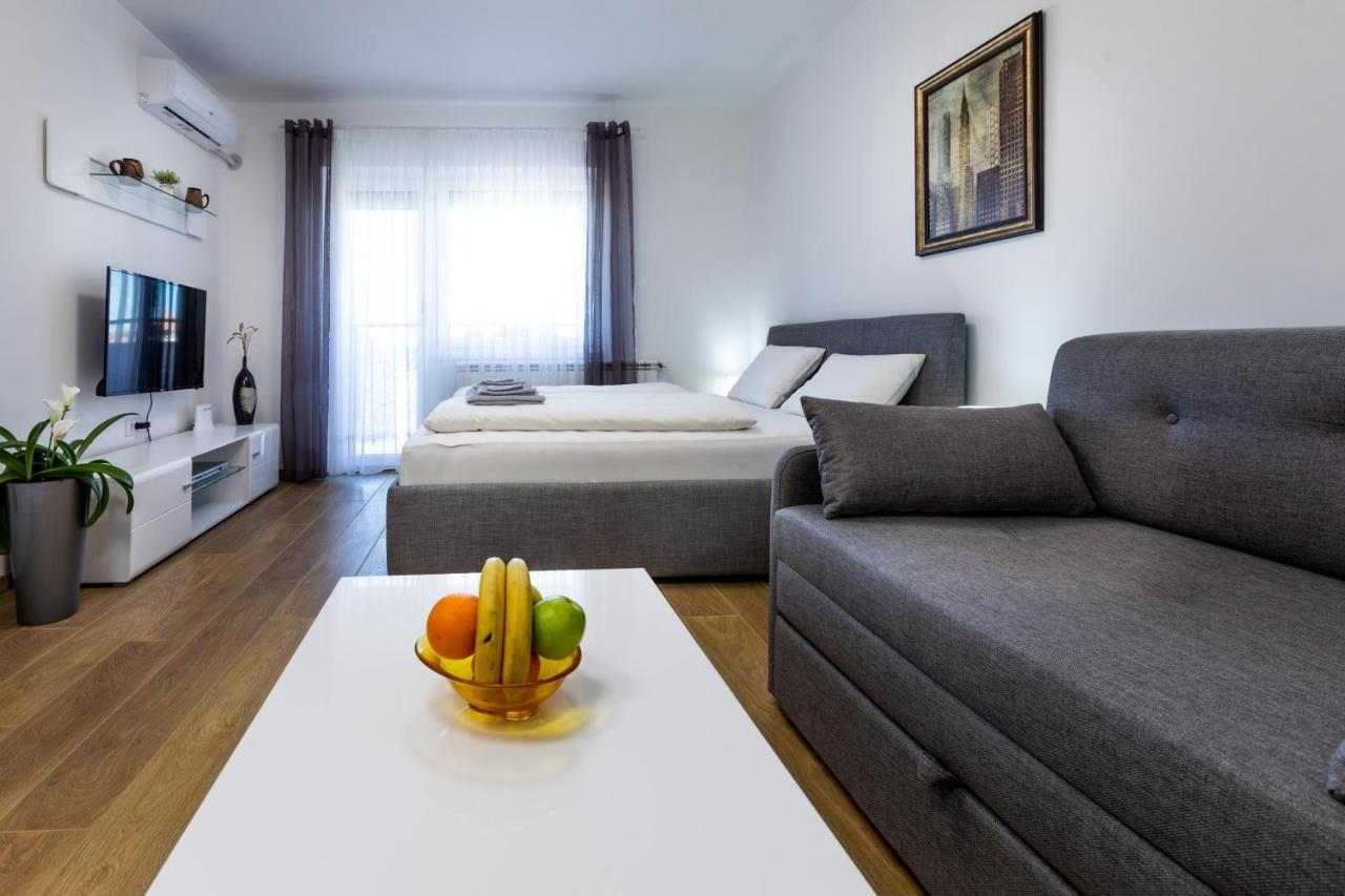 Mb Apartment Subotica Luaran gambar