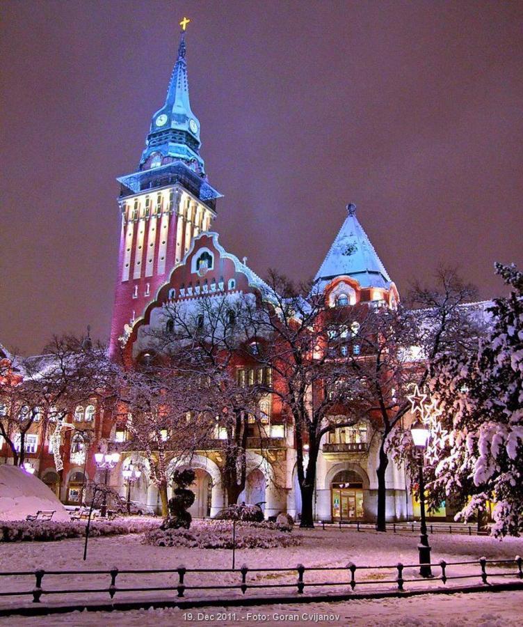 Mb Apartment Subotica Luaran gambar